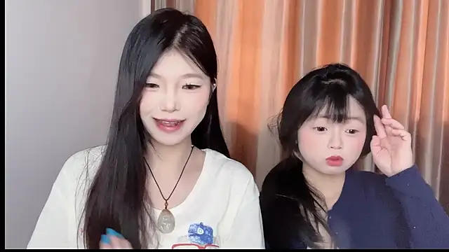 FANFAN xiaozheng online show from April 30, 2026, 3:35 am