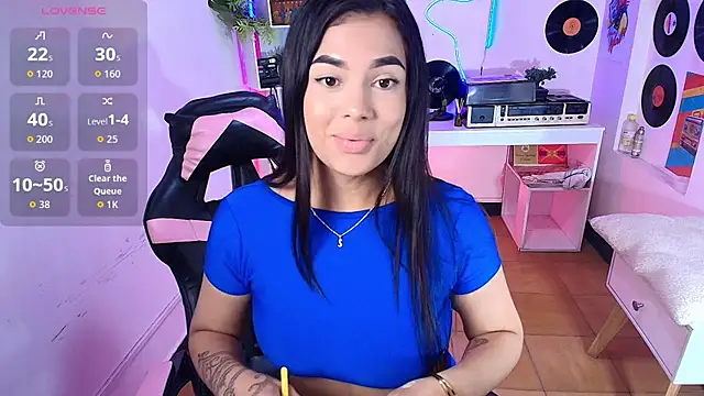 Snapshot of Duulce_mia chatting on July 8, 2026, 11:22 am Duulce mia online show from July 8, 2026, 11:22 am
