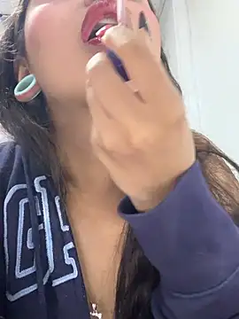 Snapshot of Noa_lau chatting on August 5, 2026, 5:56 am Noa lau online show from August 5, 2026, 5:56 am