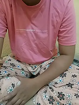 Seema yadav01 online show from June 4, 2026, 5:34 am