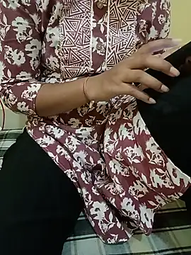 Snapshot of Seema_yadav01 chatting on June 25, 2026, 5:34 am Seema yadav01 online show from June 25, 2026, 5:34 am