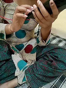 Snapshot of Seema_yadav01 chatting on July 15, 2026, 5:36 am Seema yadav01 online show from July 15, 2026, 5:36 am