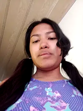 Hot Sophy  online show from June 15, 2026, 12:38 pm