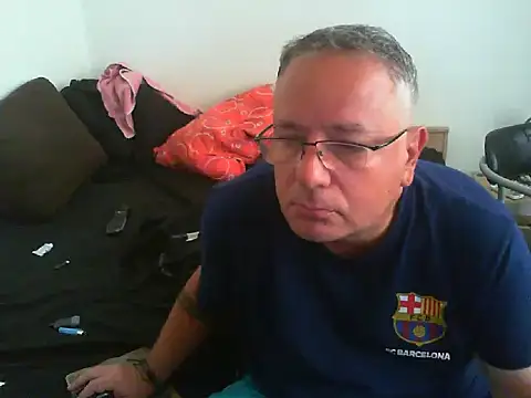 Snapshot of GeorgeCarlo chatting on June 4, 2026, 7:02 am GeorgeCarlo online show from June 4, 2026, 7:02 am