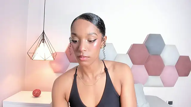 EmmaClarckk online show from June 25, 2026, 12:52 am