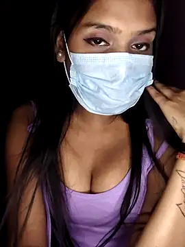 Naughty Priya44 online show from May 6, 2026, 4:44 pm