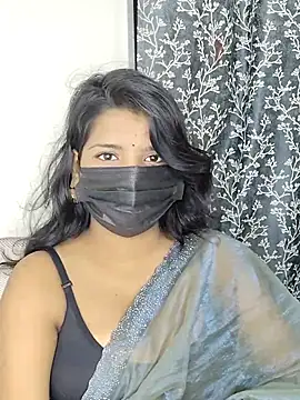 Snapshot of Axy1_1 chatting on May 8, 2026, 5:50 pm Axy1 1 online show from May 8, 2026, 5:50 pm