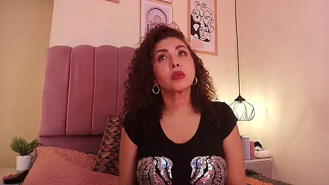 Snapshot of Rouse_murat chatting on May 30, 2026, 3:35 am Rouse murat online show from May 30, 2026, 3:35 am