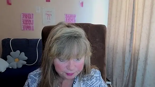 Melania Cook online show from July 1, 2026, 10:26 am