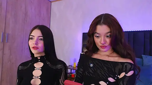 LucyFlame online show from June 1, 2026, 4:13 am