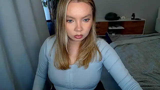 PolinaXXXXXJones online show from June 2, 2026, 4:29 pm