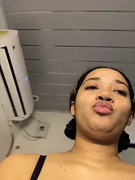  sweetSabrina- online show from June 14, 2026, 1:12 pm