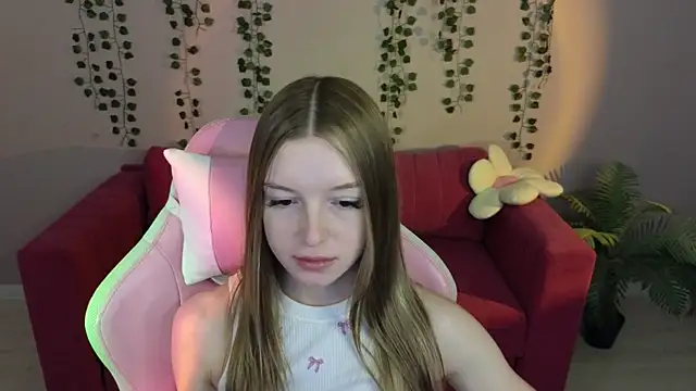 Snapshot of Eva_Th0mpson chatting on June 30, 2026, 12:54 am Eva Th0mpson online show from June 30, 2026, 12:54 am