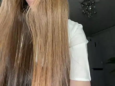 Snapshot of mystarAlice chatting on May 26, 2026, 7:45 pm mystarAlice online show from May 26, 2026, 7:45 pm