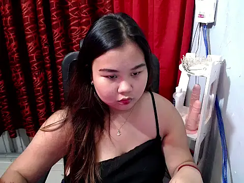 Snapshot of hotchickgirl chatting on June 20, 2026, 12:10 pm hotchickgirl online show from June 20, 2026, 12:10 pm