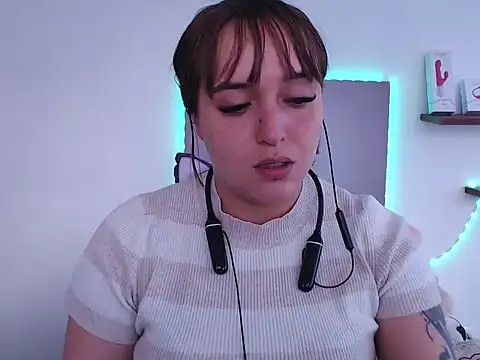 Snapshot of anyela_bubble18 chatting on May 13, 2026, 9:55 pm anyela bubble18 online show from May 13, 2026, 9:55 pm