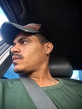 denilson247 online show from May 7, 2026, 11:46 am