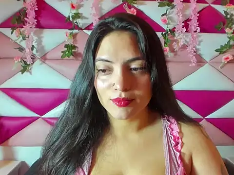 Isabella Mora  online show from July 9, 2026, 3:40 am