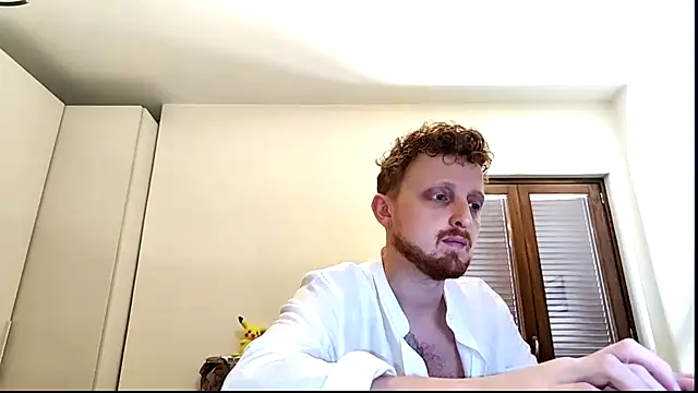 Snapshot of Red_dragon94 chatting on May 12, 2026, 10:43 am Red dragon94 online show from May 12, 2026, 10:43 am