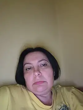 Snapshot of EmmaEmmy40 chatting on May 25, 2026, 7:23 pm EmmaEmmy40 online show from May 25, 2026, 7:23 pm