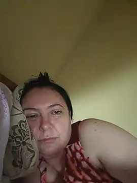 Snapshot of EmmaEmmy40 chatting on June 7, 2026, 5:18 pm EmmaEmmy40 online show from June 7, 2026, 5:18 pm