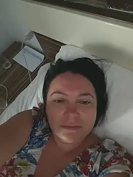 Snapshot of EmmaEmmy40 chatting on August 5, 2026, 5:34 am EmmaEmmy40 online show from August 5, 2026, 5:34 am