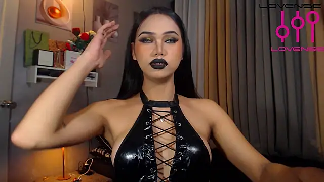 Snapshot of Lexi_ThunderFuck chatting on July 23, 2026, 1:08 am Lexi ThunderFuck online show from July 23, 2026, 1:08 am