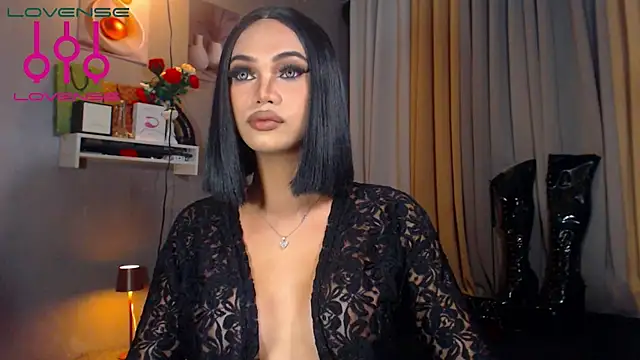 Snapshot of Lexi_ThunderFuck chatting on July 22, 2026, 1:51 am Lexi ThunderFuck online show from July 22, 2026, 1:51 am