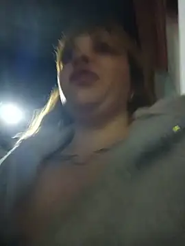 Isabella  Risky online show from June 8, 2026, 11:49 pm