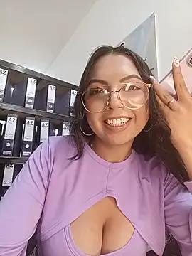 Snapshot of JENNIFER__03 chatting on July 9, 2026, 5:56 pm JENNIFER 03 online show from July 9, 2026, 5:56 pm