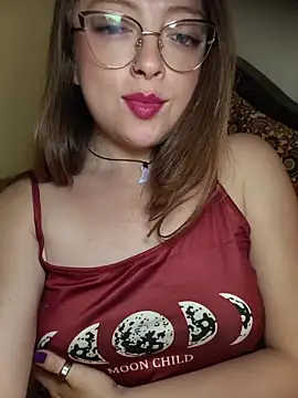 Snapshot of Lilith_Desire chatting on June 16, 2026, 3:50 am Lilith Desire online show from June 16, 2026, 3:50 am
