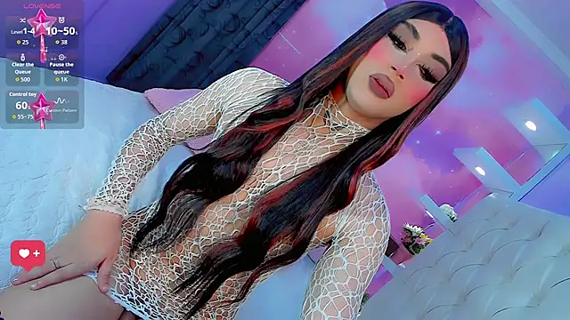 Snapshot of Lexxy_Mattell chatting on July 10, 2026, 4:56 am Lexxy Mattell online show from July 10, 2026, 4:56 am