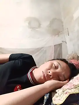 Snapshot of Jinli_01 chatting on July 28, 2026, 12:48 pm Jinli 01 online show from July 28, 2026, 12:48 pm
