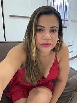 Snapshot of lary8 chatting on May 19, 2026, 5:31 pm lary8 online show from May 19, 2026, 5:31 pm