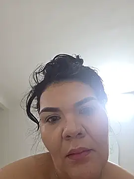 Snapshot of DiosaBelle chatting on July 12, 2026, 1:06 am DiosaBelle online show from July 12, 2026, 1:06 am
