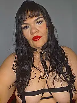 Snapshot of DiosaBelle chatting on May 23, 2026, 4:00 am DiosaBelle online show from May 23, 2026, 4:00 am
