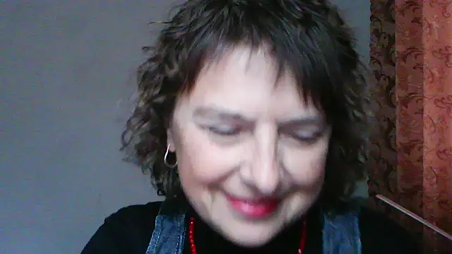 Snapshot of ElizabethGorden chatting on May 31, 2026, 9:37 am ElizabethGorden online show from May 31, 2026, 9:37 am