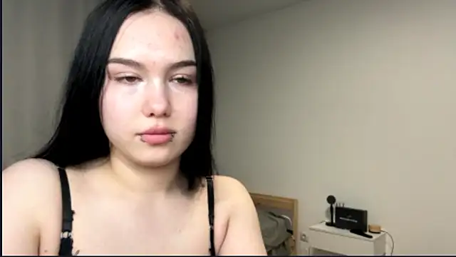 Snapshot of PlushPeep chatting on May 31, 2026, 6:09 pm PlushPeep online show from May 31, 2026, 6:09 pm