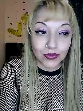 Snapshot of Venuss_Milf chatting on July 28, 2026, 3:21 pm Venuss Milf online show from July 28, 2026, 3:21 pm