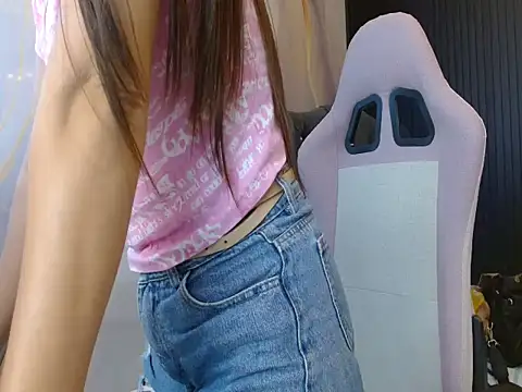 Snapshot of naomis_36 chatting on July 11, 2026, 1:33 pm naomis 36 online show from July 11, 2026, 1:33 pm