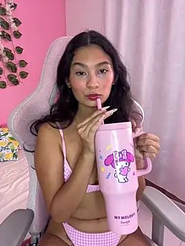 melody flowers18 online show from May 10, 2026, 2:48 am