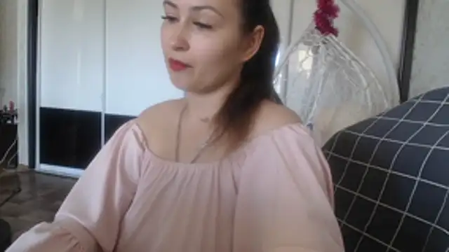 Snapshot of ElisionPrayM chatting on June 2, 2026, 8:36 am ElisionPrayM online show from June 2, 2026, 8:36 am