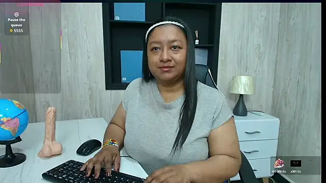 Rachell Carter online show from June 12, 2026, 4:54 am