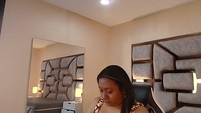Rachell Carter online show from May 20, 2026, 4:31 am