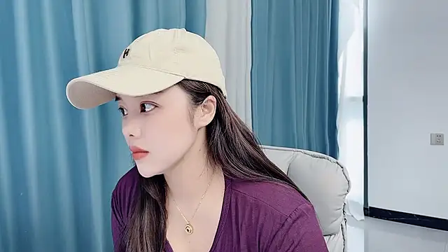 Qingqing19 online show from June 16, 2026, 2:33 am