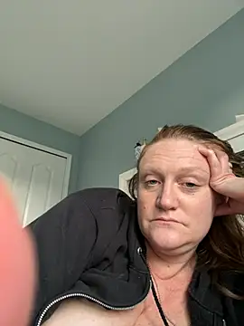 Kellilyn10 online show from June 16, 2026, 10:10 pm