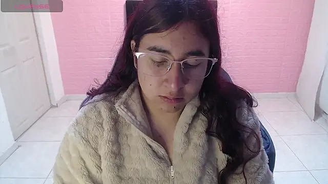 Snapshot of celeste16092020 chatting on May 27, 2026, 1:29 pm celeste16092020 online show from May 27, 2026, 1:29 pm