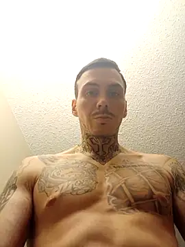convictedfelonpornstar online show from May 6, 2026, 5:50 pm