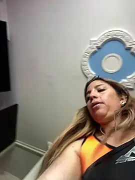 queen silvanna online show from June 19, 2026, 1:39 pm
