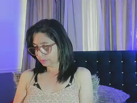 Snapshot of lena_gray chatting on May 10, 2026, 1:36 pm lena gray online show from May 10, 2026, 1:36 pm